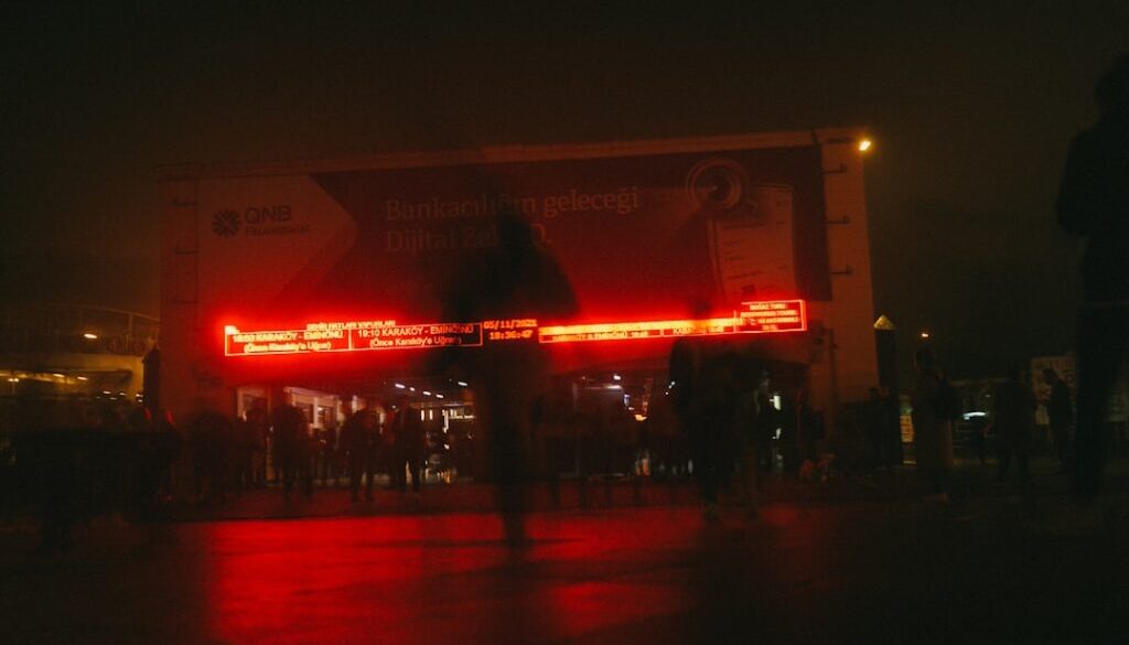 Kino klubowe Polska w erze streamingowej - programy edukacyjne online