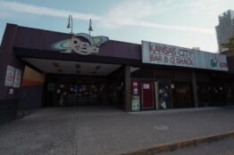 Sieć kin studyjnych w małych miastach - dziedzictwo i programy edukacyjne